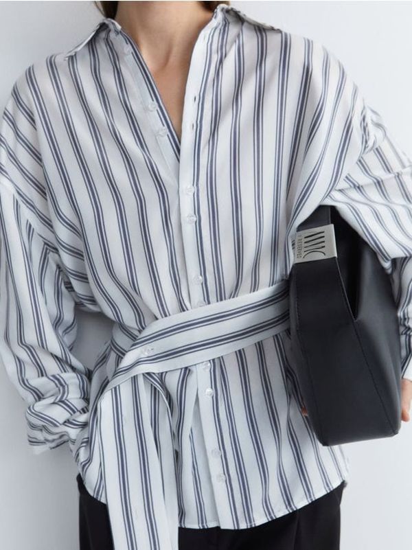 Reserved Reserved - Kožna torba za nošenje na ramenu - crno