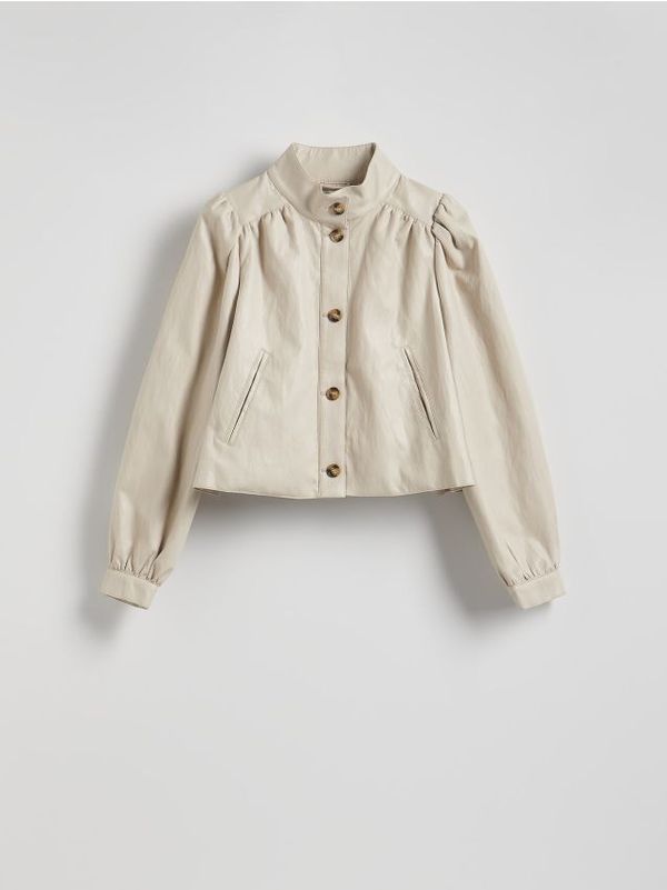 Reserved Reserved - Kratka jakna od umjetne kože - bež