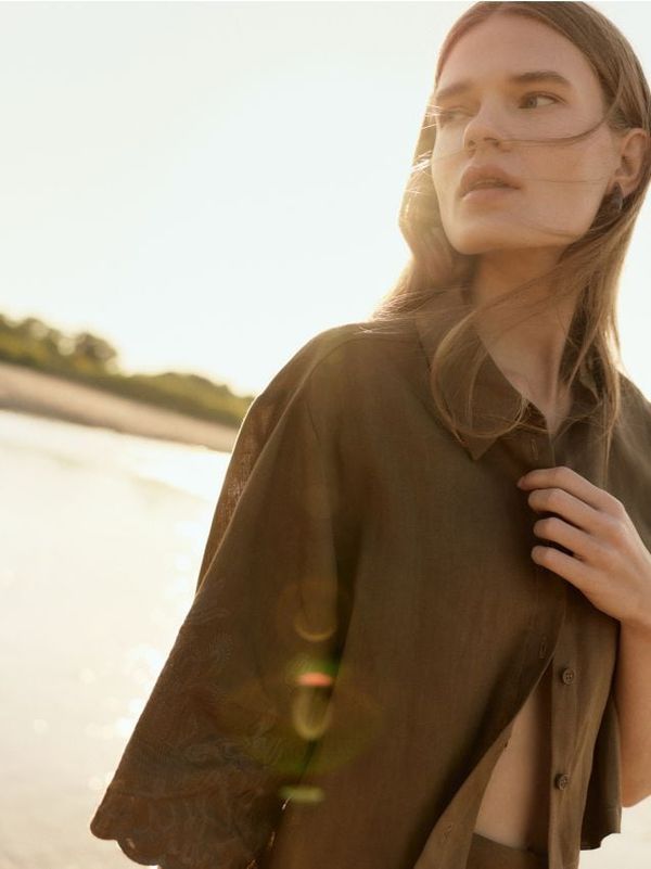 Reserved Reserved - Kratka lanena košulja - zelena