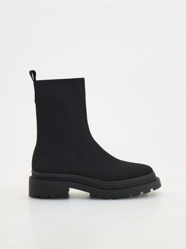 Reserved Reserved - LADIES` ANKLE BOOTS - crno