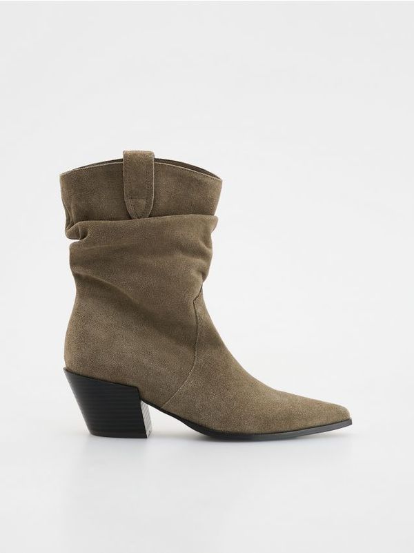 Reserved Reserved - LADIES` ANKLE BOOTS - zelena