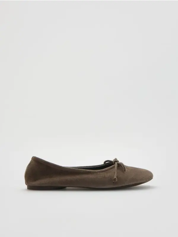 Reserved Reserved - LADIES` BALLERINAS - bež