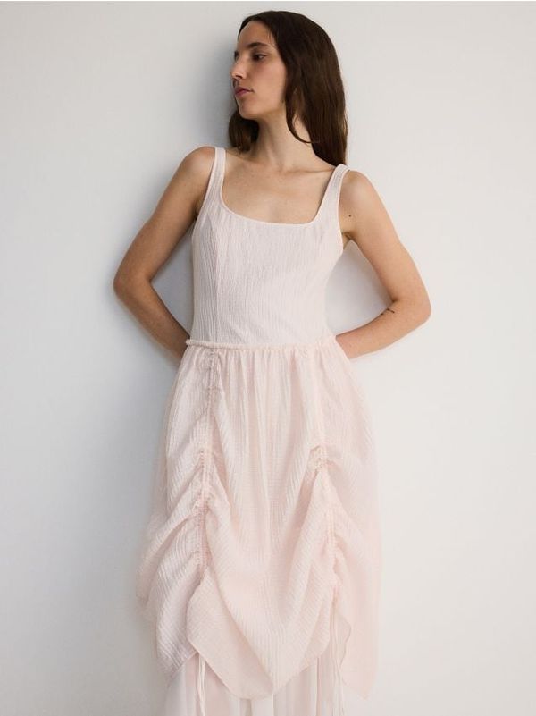 Reserved Reserved - LADIES` DRESS - pastelnoružičasto