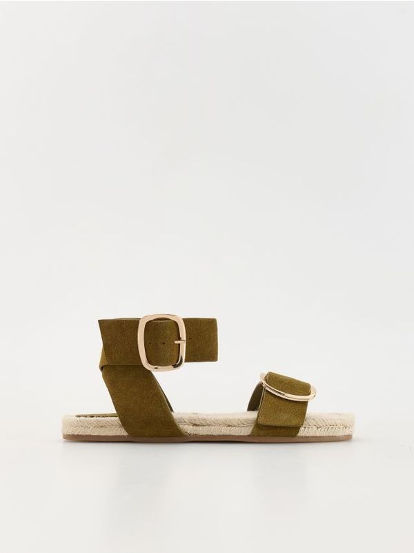Reserved Reserved - LADIES` SANDALS - smeđezeleno
