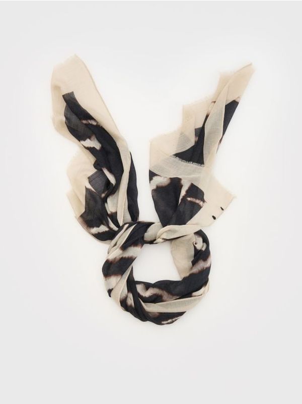 Reserved Reserved - LADIES` SCARF - prljavosmeđe