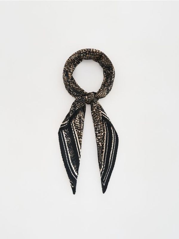 Reserved Reserved - LADIES` SCARF - smeđi