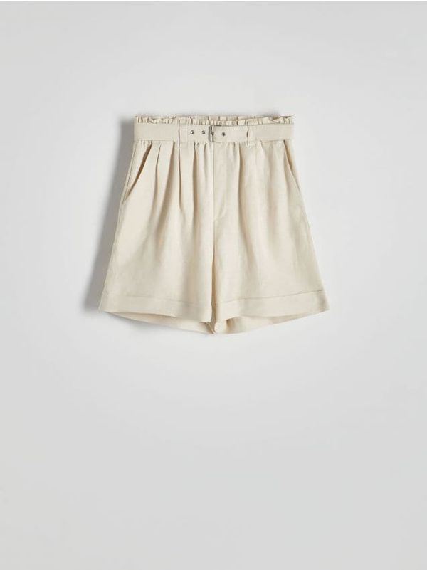 Reserved Reserved - LADIES` SHORTS & BELT - boja kože