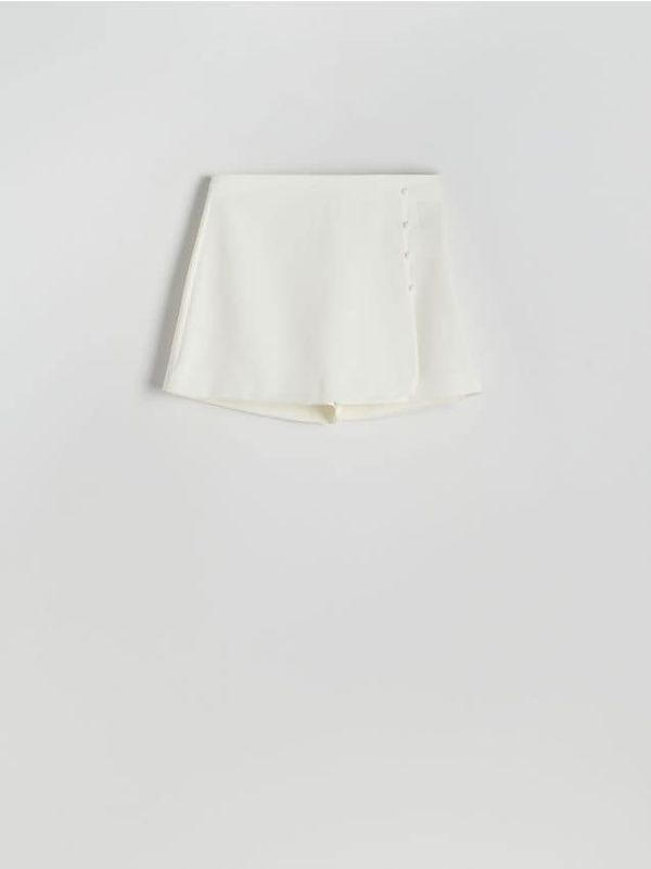 Reserved Reserved - LADIES` SHORTS - bijela