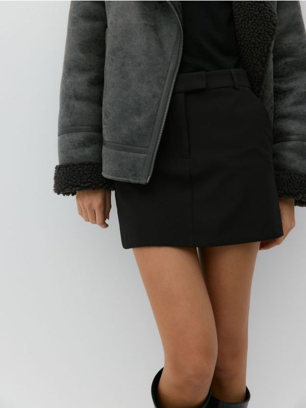 Reserved Reserved - LADIES` SHORTS - crno