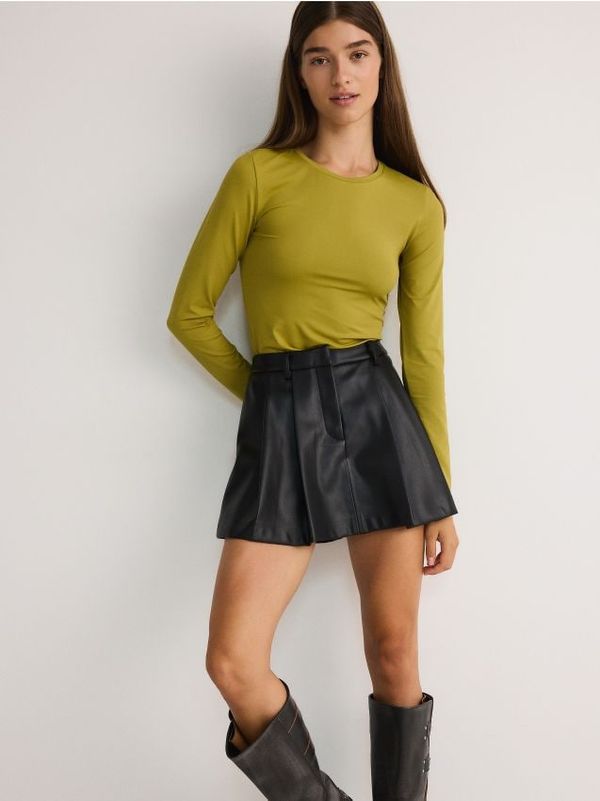 Reserved Reserved - LADIES` SHORTS - crno