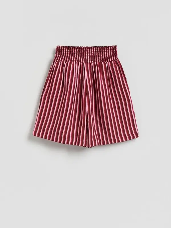 Reserved Reserved - LADIES` SHORTS - crvena