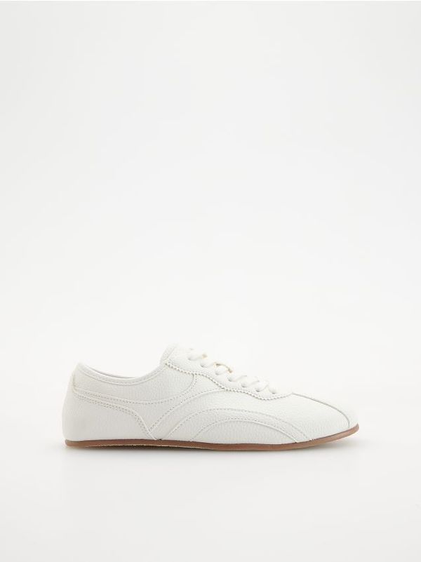 Reserved Reserved - LADIES` SNEAKERS - bijela