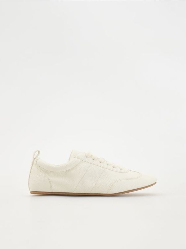 Reserved Reserved - LADIES` SNEAKERS - bijela