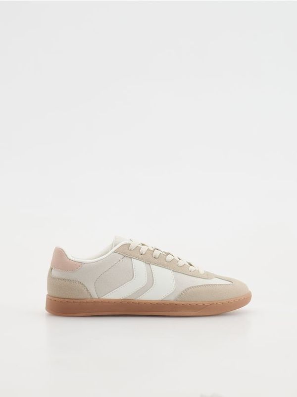 Reserved Reserved - LADIES` SNEAKERS - bijela