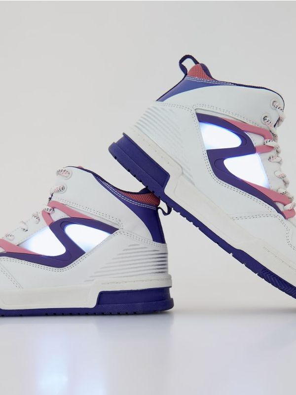 Reserved Reserved - LADIES` SNEAKERS - bijela