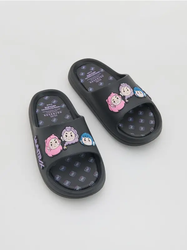 Reserved Reserved - LADIES` STRAPPY SANDALS - crno