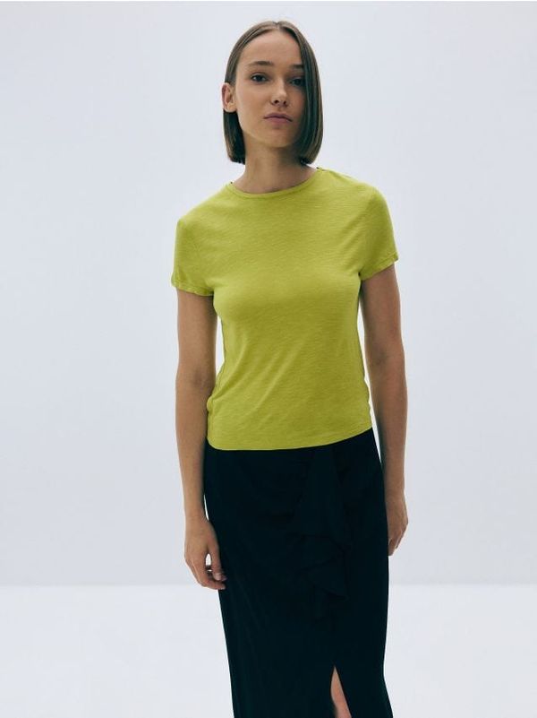 Reserved Reserved - LADIES` T-SHIRT - svjetlomaslinasto