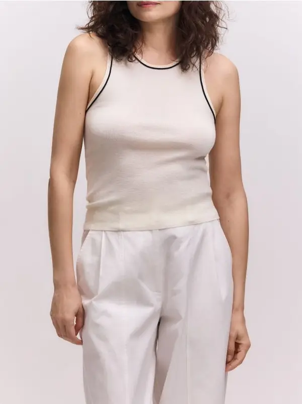 Reserved Reserved - LADIES` TOP - bijela