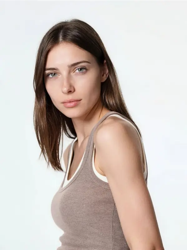 Reserved Reserved - LADIES` TOP - smeđi