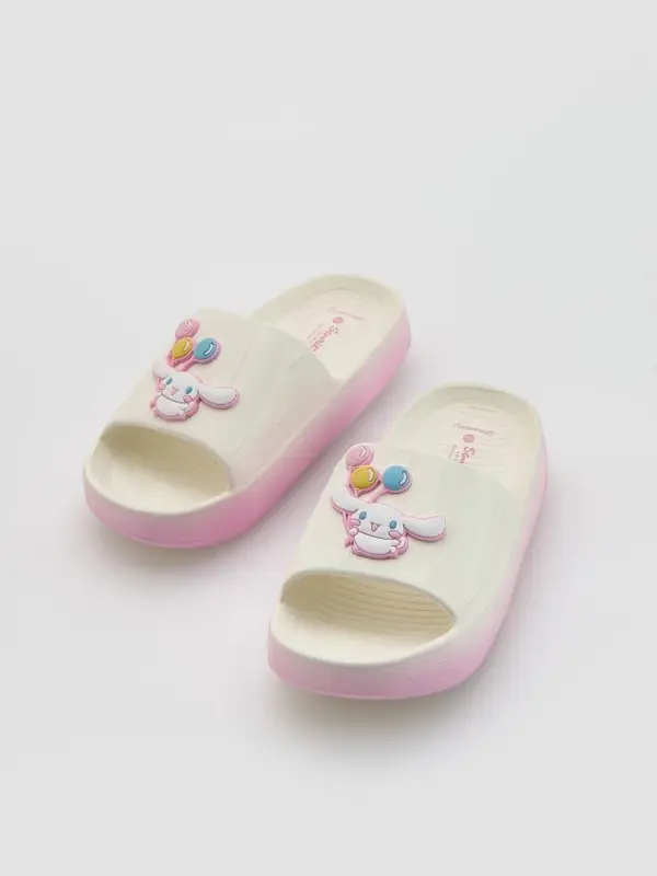 Reserved Reserved - Lagane Cinnamoroll natikače - bijela