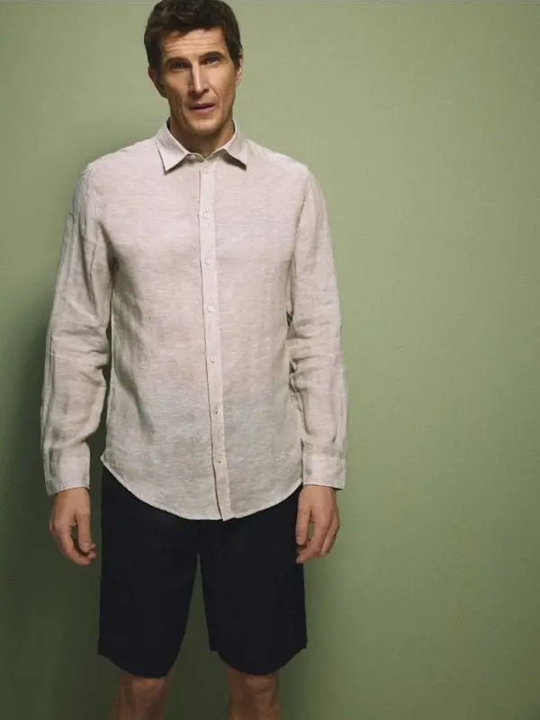 Reserved Reserved - Lanena slim fit košulja - bež