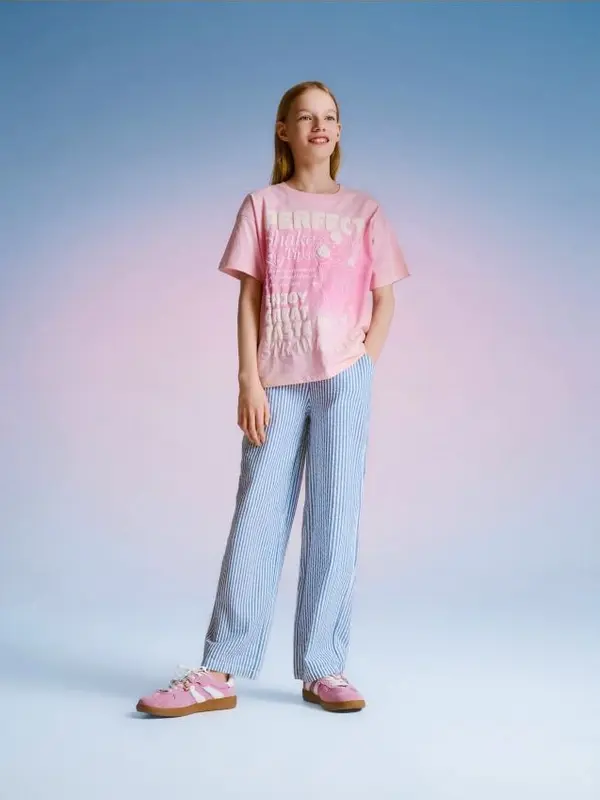 Reserved Reserved - Ležerni t-shirt s printom - pastelnoružičasto