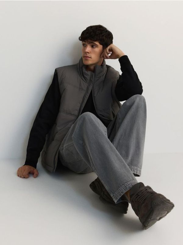 Reserved Reserved - Loose hlače - srednjesivo