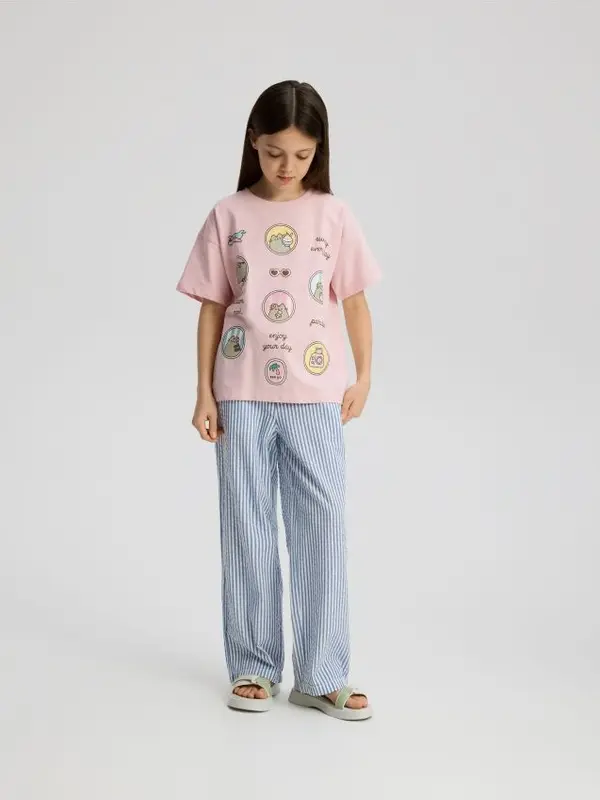 Reserved Reserved - Majica kratkih rukava Pusheen - pastelnoružičasto