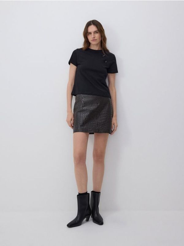 Reserved Reserved - Majica kratkih rukava s aplikacijom - crno