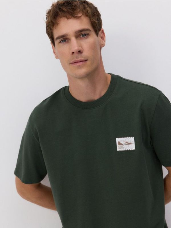 Reserved Reserved - Majica kratkih rukava sa zakrpom - prljavozeleno