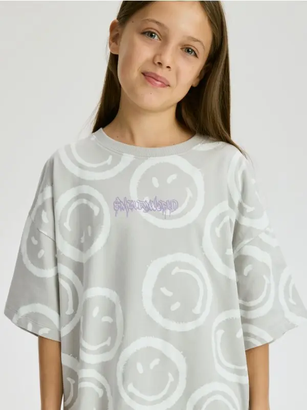 Reserved Reserved - Majica kratkih rukava SmileyWorld® - svijetlo siva