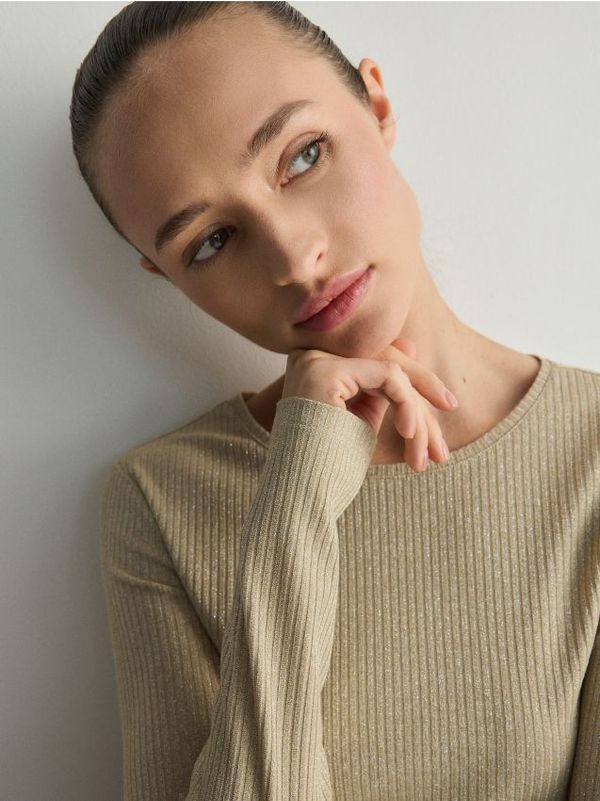 Reserved Reserved - Majica s metalnim koncem - zlatan