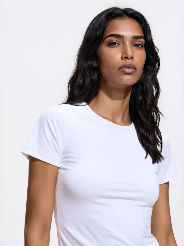 Reserved Reserved - Majica slim fit - bijela