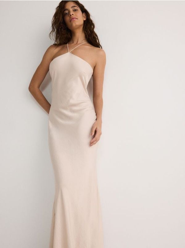 Reserved Reserved - Maxi haljina s visokim udjelom viskoze - krem