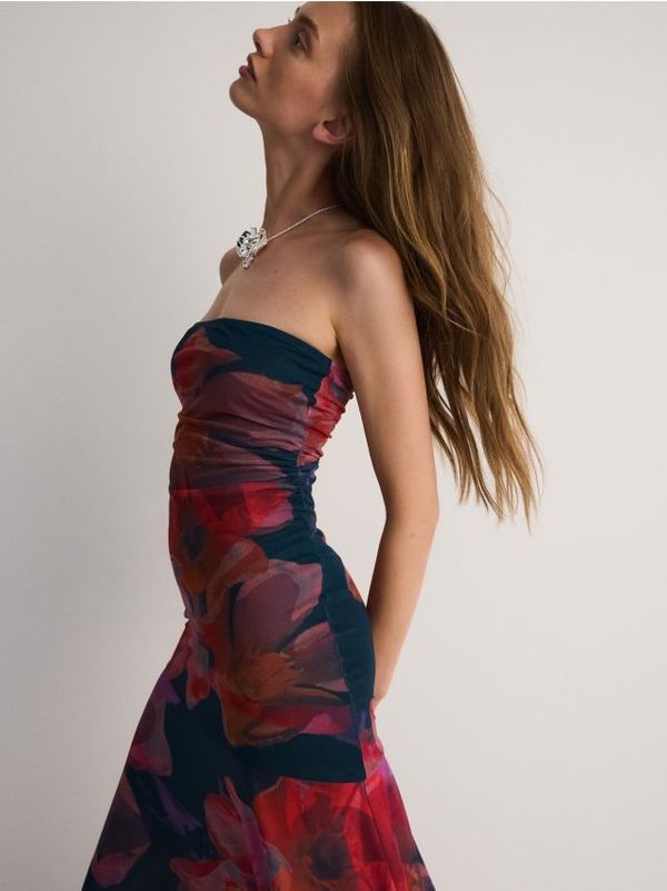 Reserved Reserved - Midi haljina cvjetna uzorka - šaren