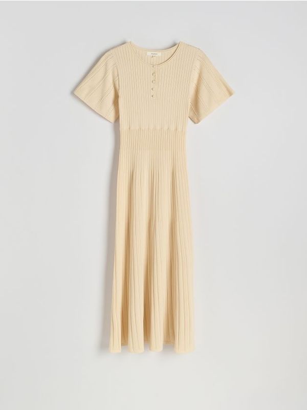 Reserved Reserved - Midi haljina od žerseja s mješavinom viskoze - bež
