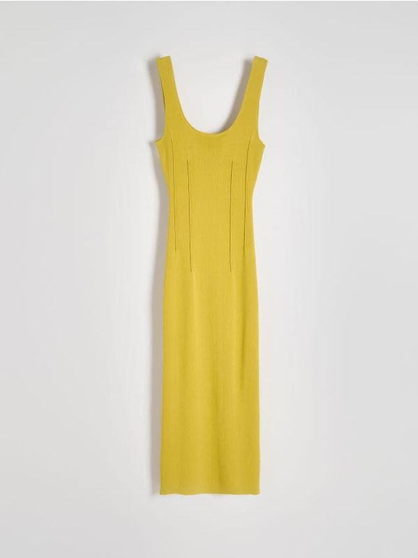 Reserved Reserved - Midi haljina s mješavinom viskoze - toplomaslinasto