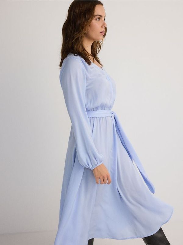 Reserved Reserved - Midi haljina - svjetloplavo