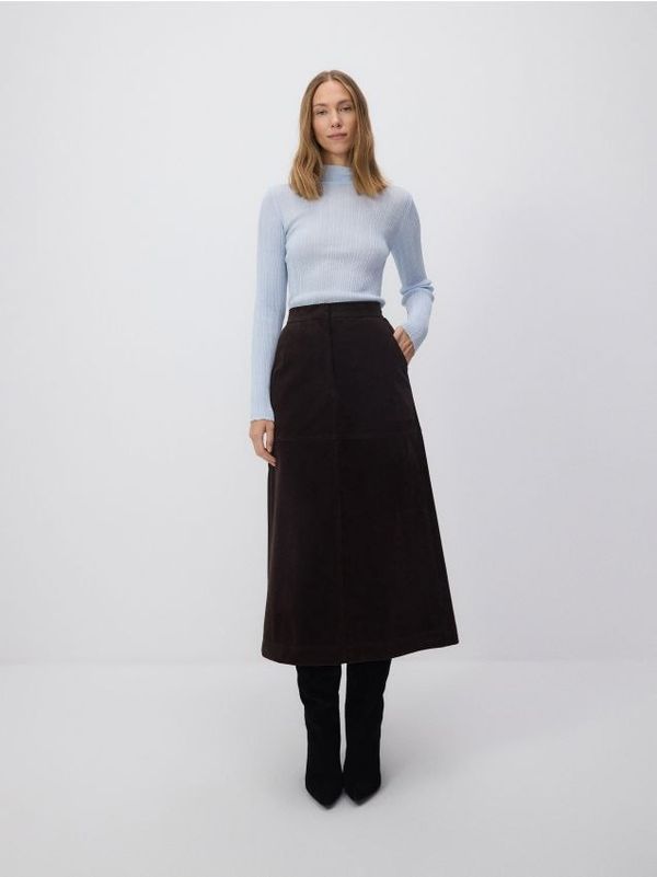 Reserved Reserved - Midi suknja od viskoze - tamnosmeđe