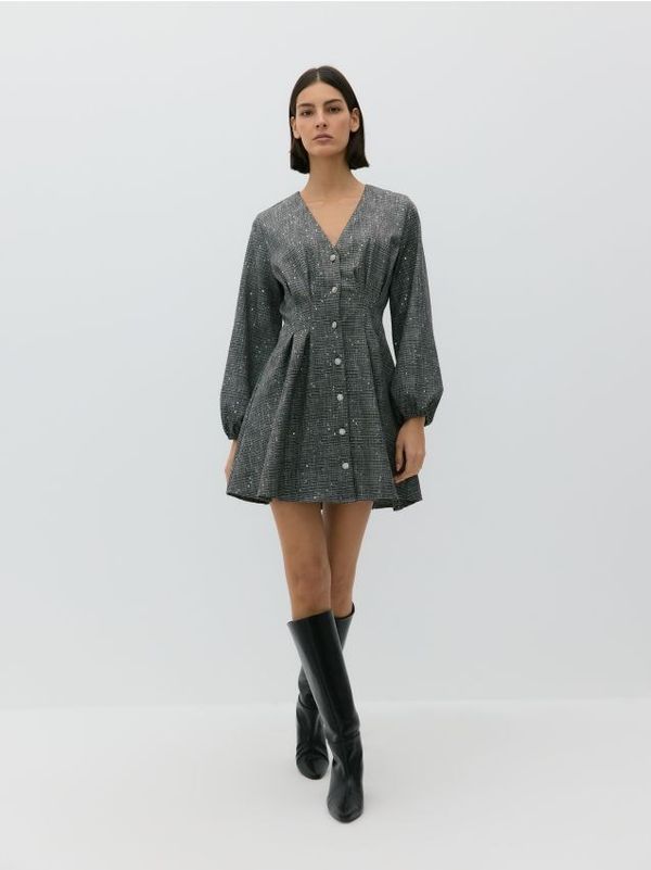 Reserved Reserved - Mini haljina s ukrasnim gumbima - srednjesivo