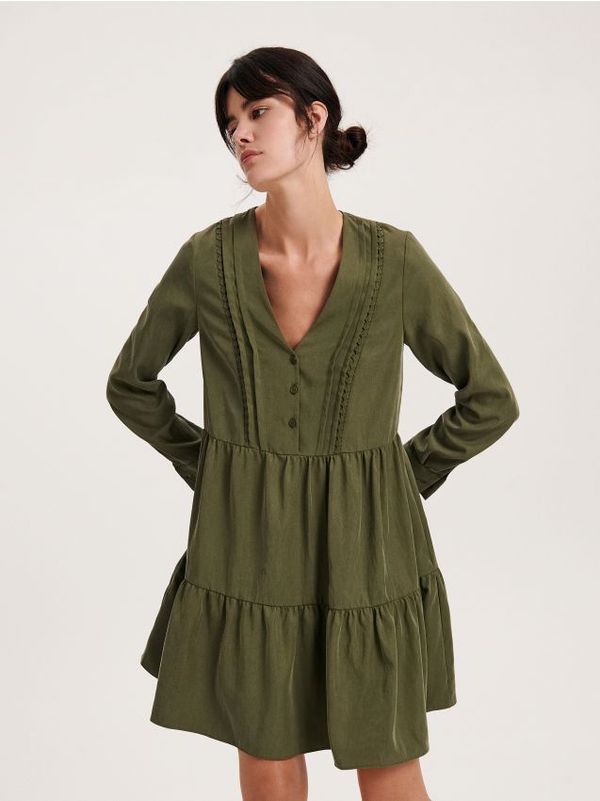 Reserved Reserved - Mini haljina s volanima - zelena