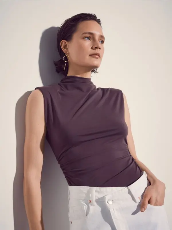 Reserved Reserved - Modalni top - smeđi