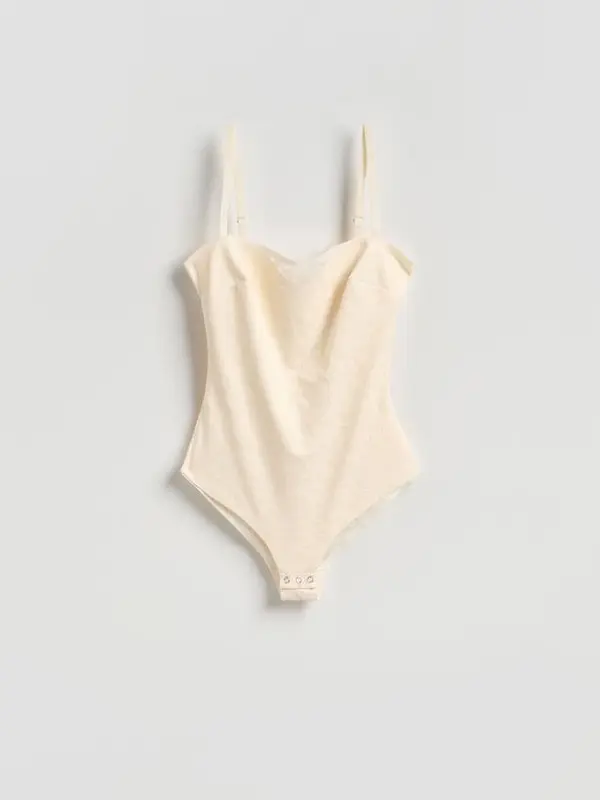 Reserved Reserved - Modelirajući body - krem