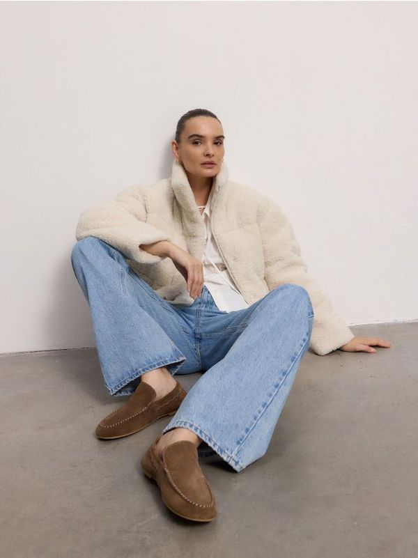 Reserved Reserved - Mokasinke od brušene kože - bež