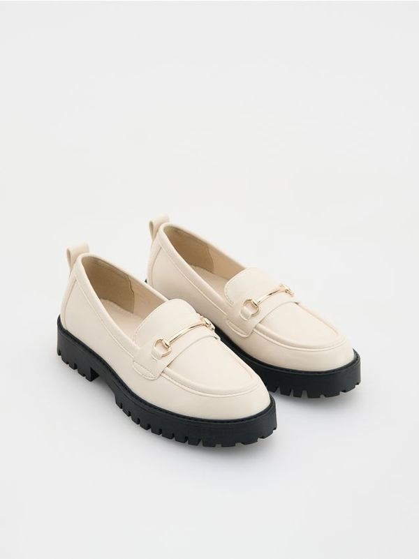 Reserved Reserved - Mokasinke od umjetne kože - boja kože