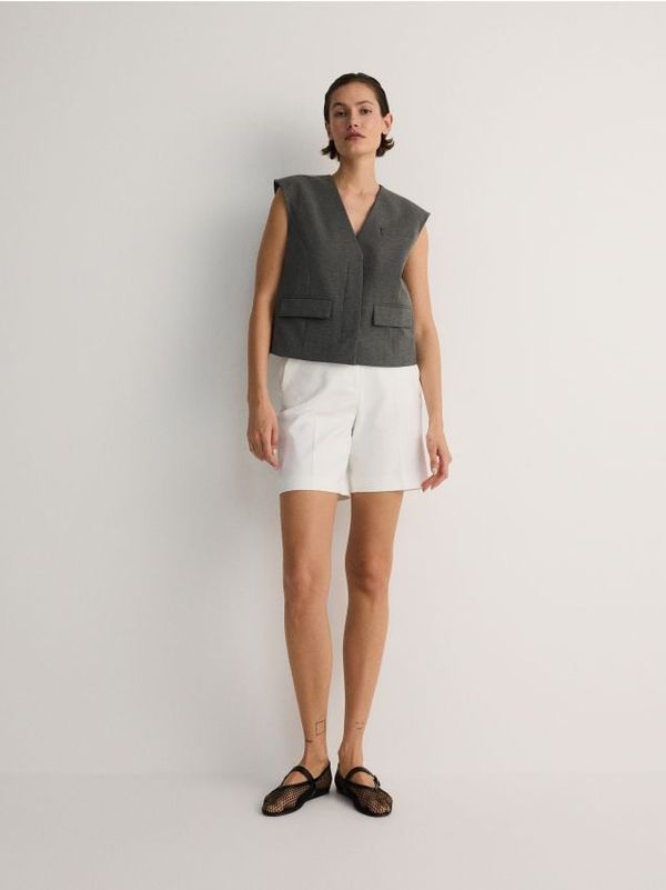 Reserved Reserved - Nabrane kratke hlače - bijela