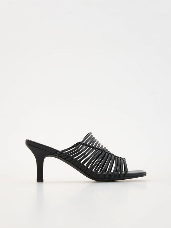 Reserved Reserved - Natikače s potpeticom - crno