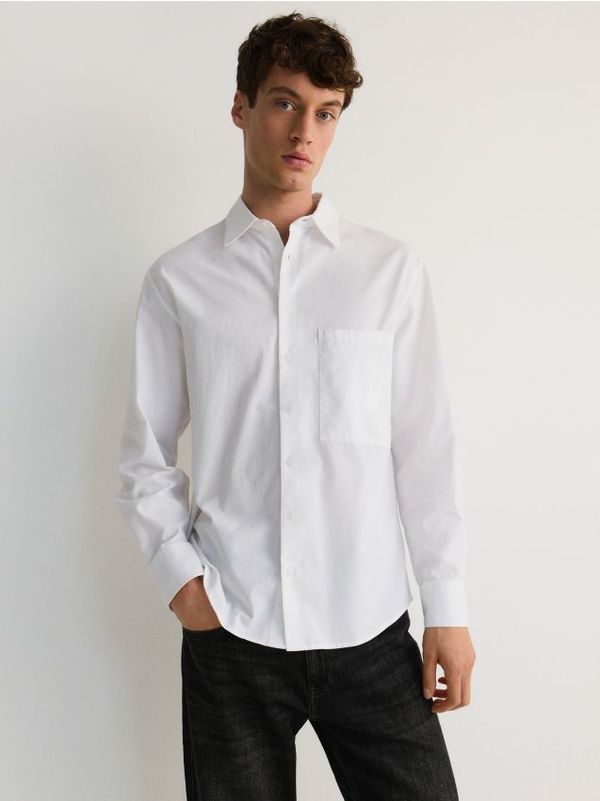 Reserved Reserved - Pamučna comfort fit košulja - bijela