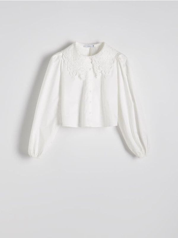 Reserved Reserved - Pamučna košulja sa zaobljenim ovratnikom - bijela