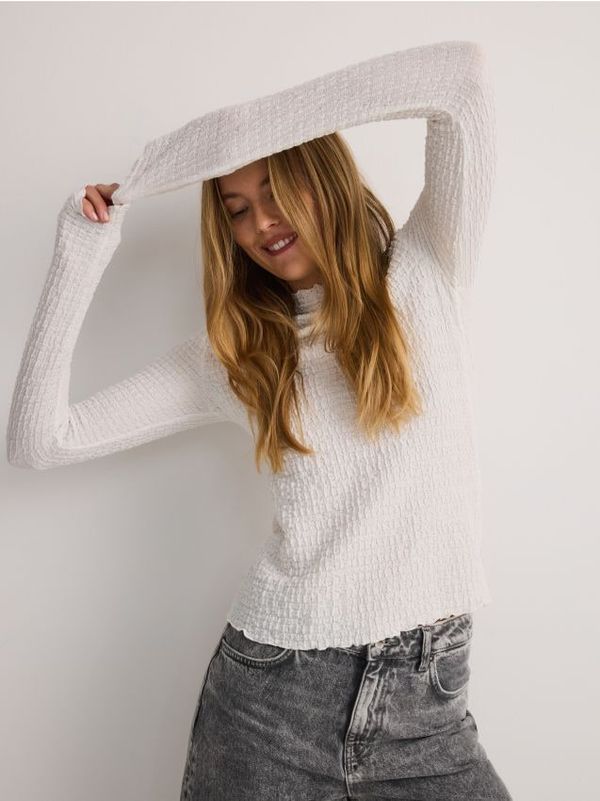 Reserved Reserved - Pamučna majica od nabrane tkanine - krem